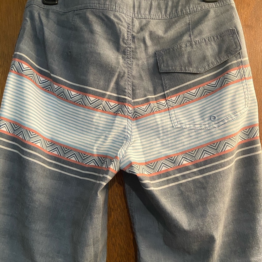 Men’s Board Shorts size 28